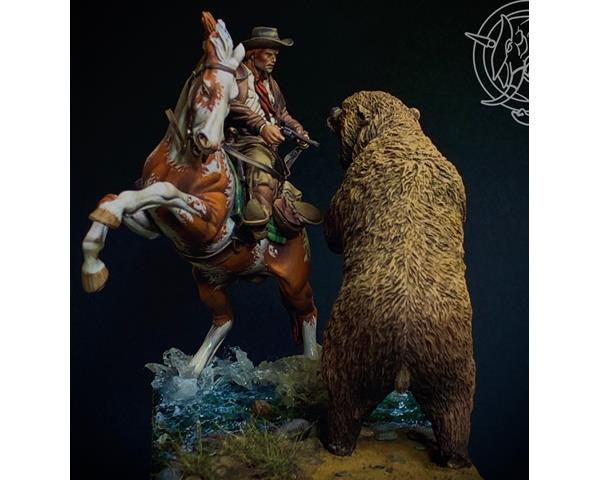 ROMEO MODELS: 54 mm. ; Grizzly Bear Attack  1880