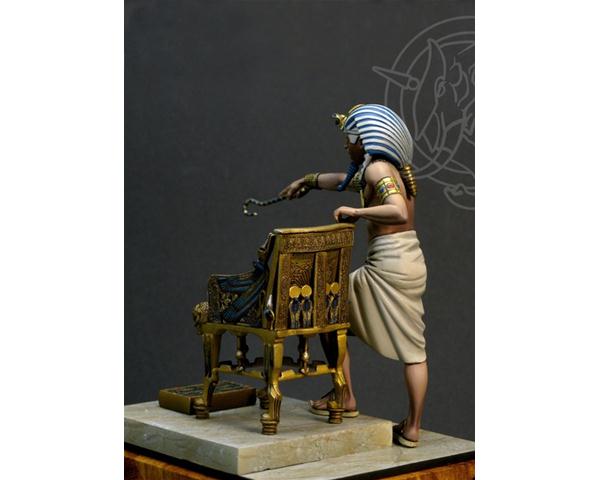 ROMEO MODELS: 75 mm.;  Tutankhamen Faraone d'Egitto ca 1341-1323 a.C.